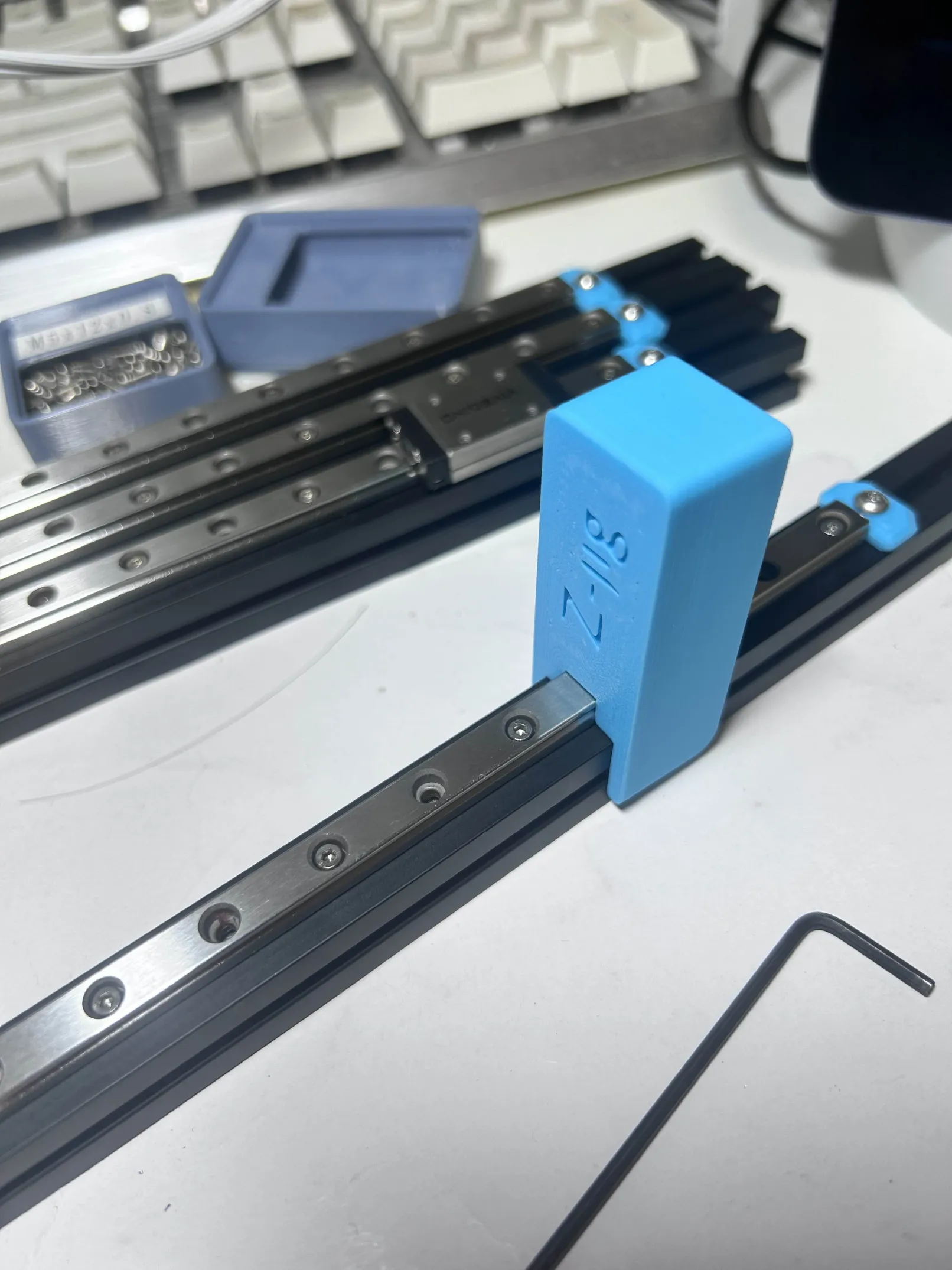 Z Jig for aligning laterally